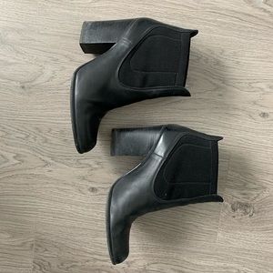 Stuart Weitzman Ankle Boots